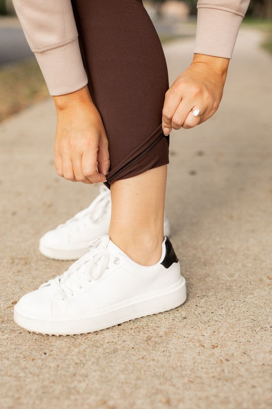 Brown Fleece Leggings with Pockets